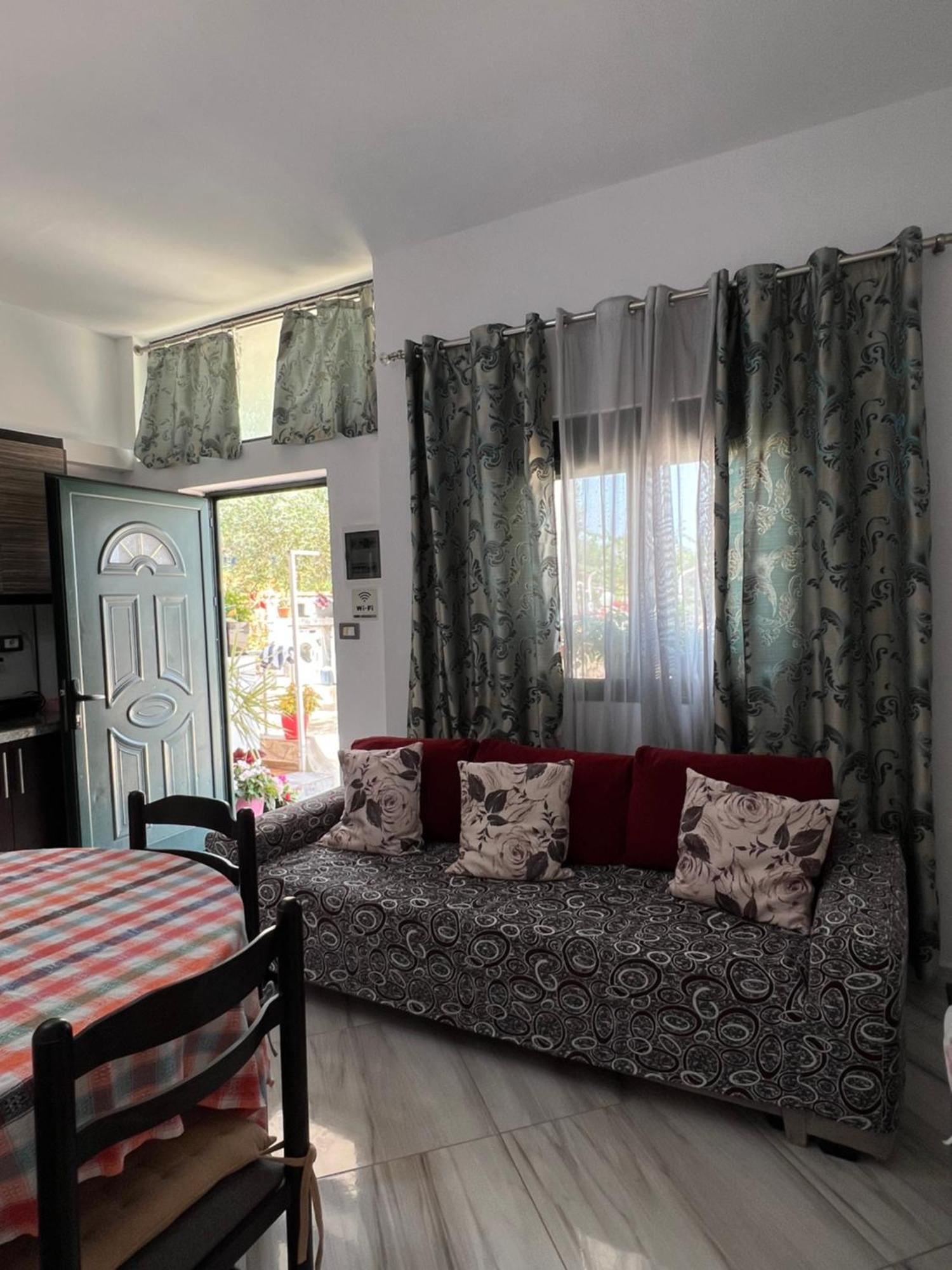 Apartment Erjon Εξαμίλιο Εξωτερικό φωτογραφία