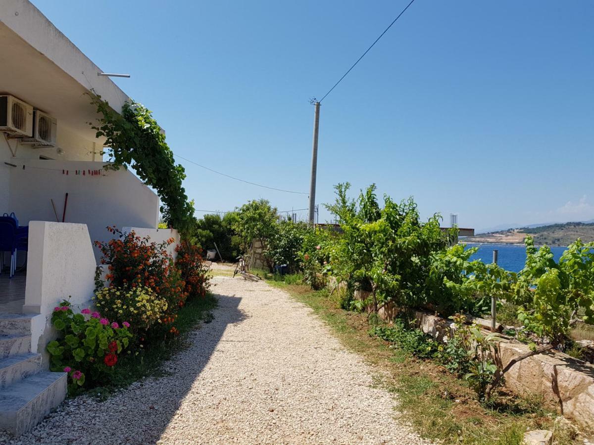 Apartment Erjon Εξαμίλιο Εξωτερικό φωτογραφία